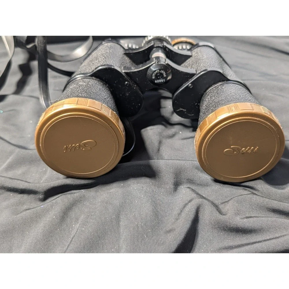 VTG Selsi 10x50 Wide Angle Prism Binoculars with Case and Documentation